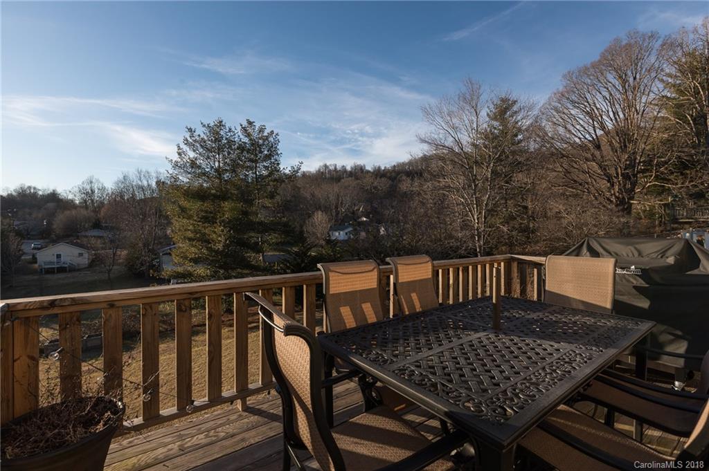 209 Wilson Avenue Swannanoa NC 28778