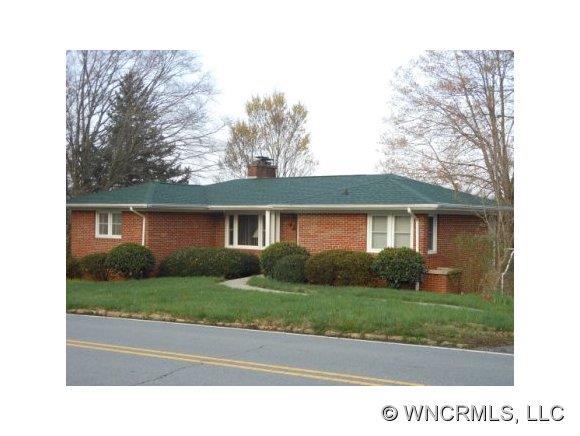 559 Bailey Street Mars Hill NC 28754