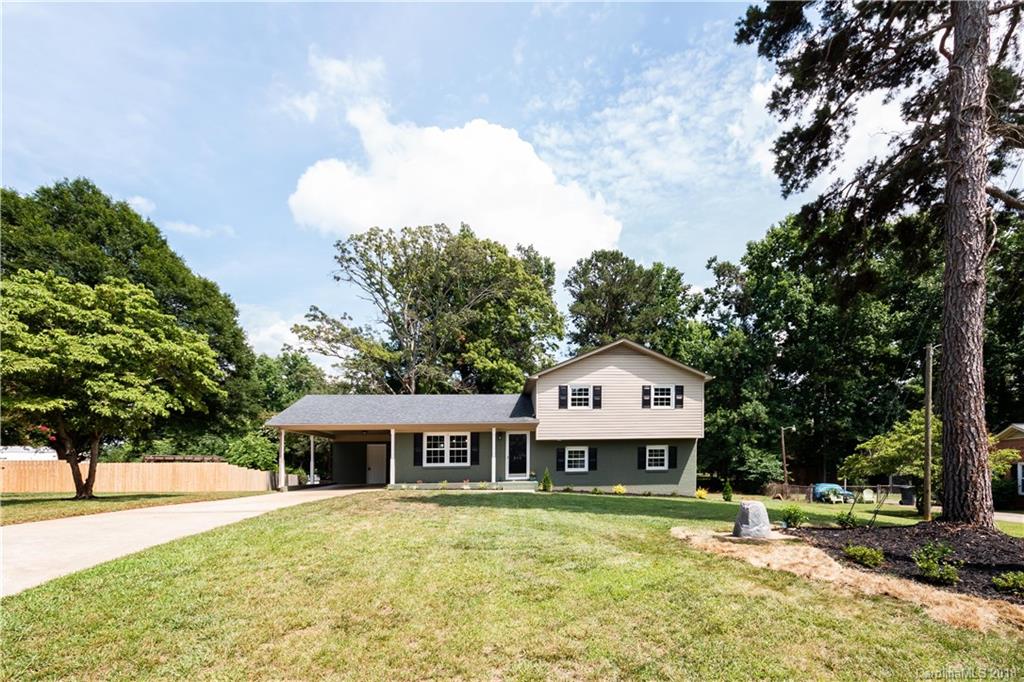 306 Oakwood Drive Mount Holly NC 28120