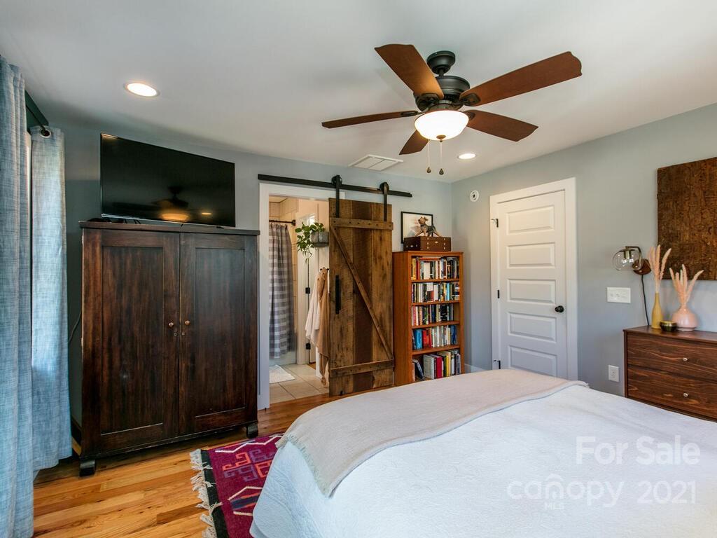 44 Garden Circle Asheville NC 28806
