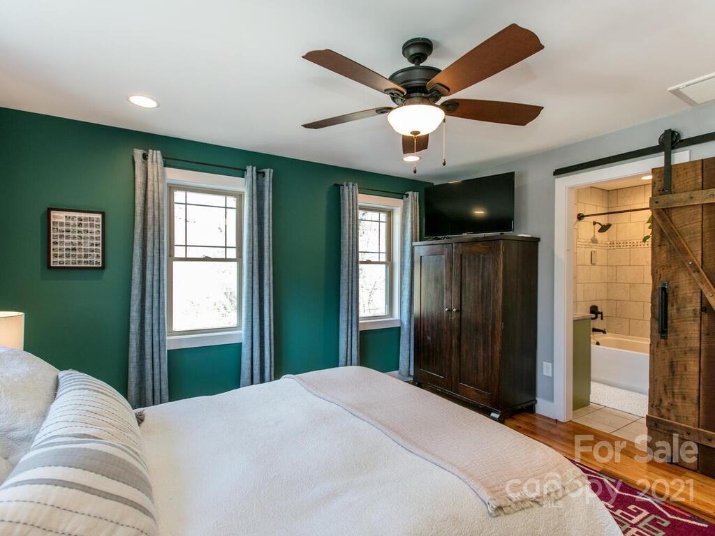 44 Garden Circle Asheville NC 28806