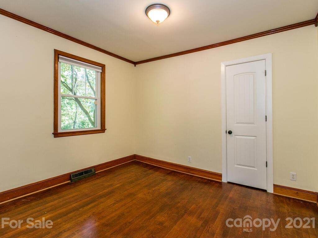77 Starnes Cove Road Asheville NC 28806