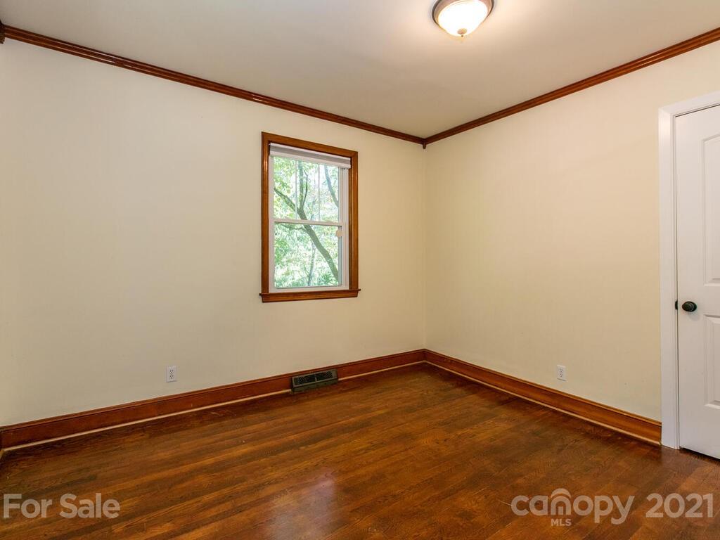 77 Starnes Cove Road Asheville NC 28806