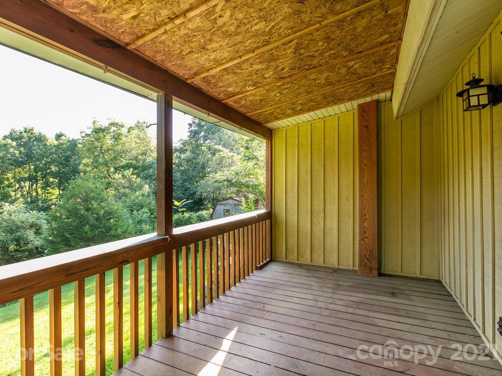 77 Starnes Cove Road Asheville NC 28806