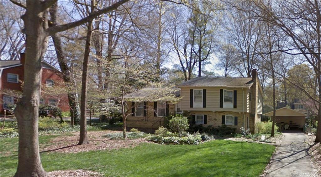7001 Queensberry Drive Charlotte NC 28226