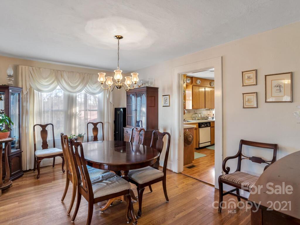 162 Beaver Drive Asheville NC 28804