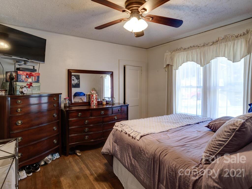 162 Beaver Drive Asheville NC 28804