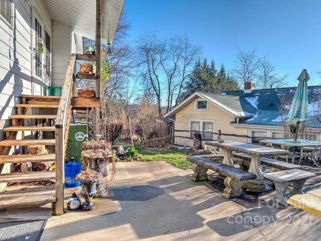 162 Beaver Drive Asheville NC 28804