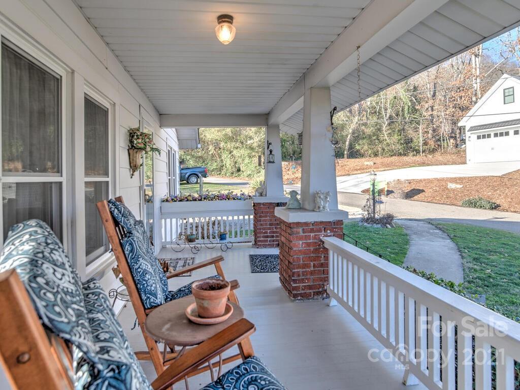 162 Beaver Drive Asheville NC 28804