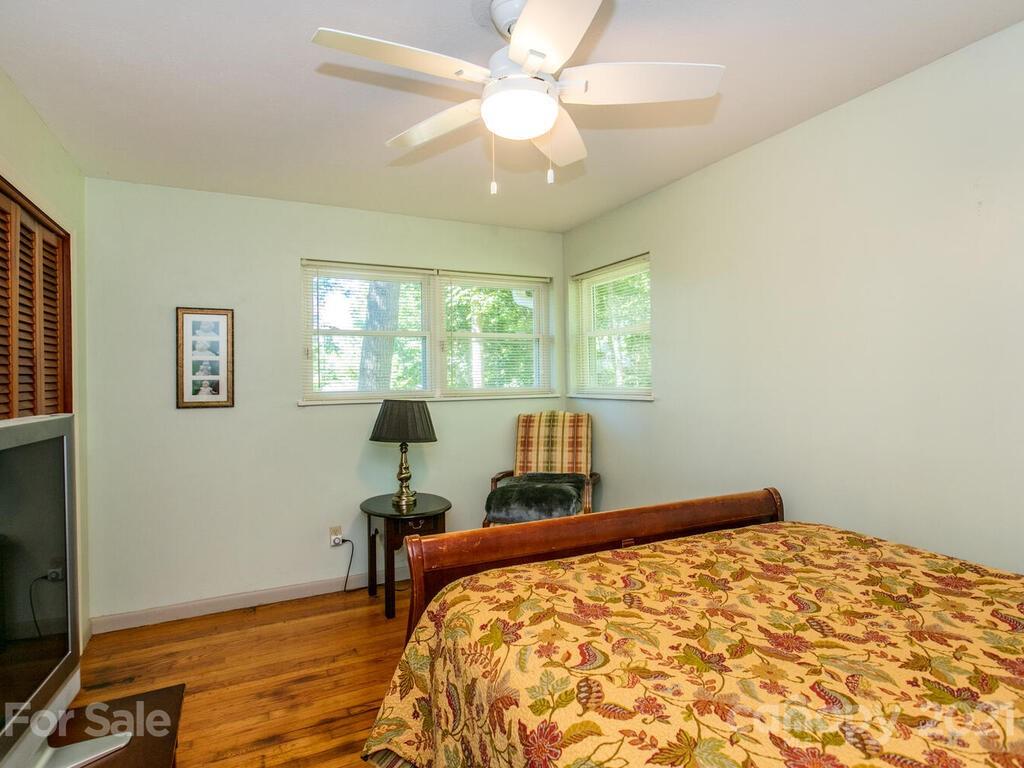 25 Monte Vista Circle Candler NC 28715
