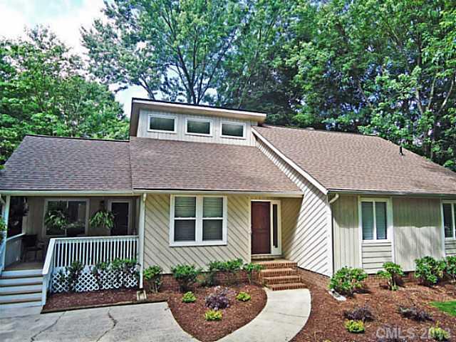 1320 Wandering Way Drive Charlotte NC 28226