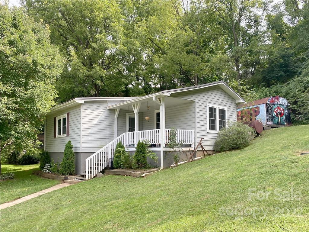 69 Devlin Street Canton NC 28716