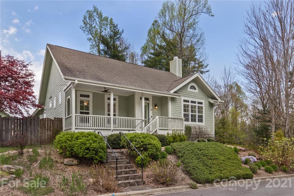 18 Halftimber Lane Flat Rock NC 28731