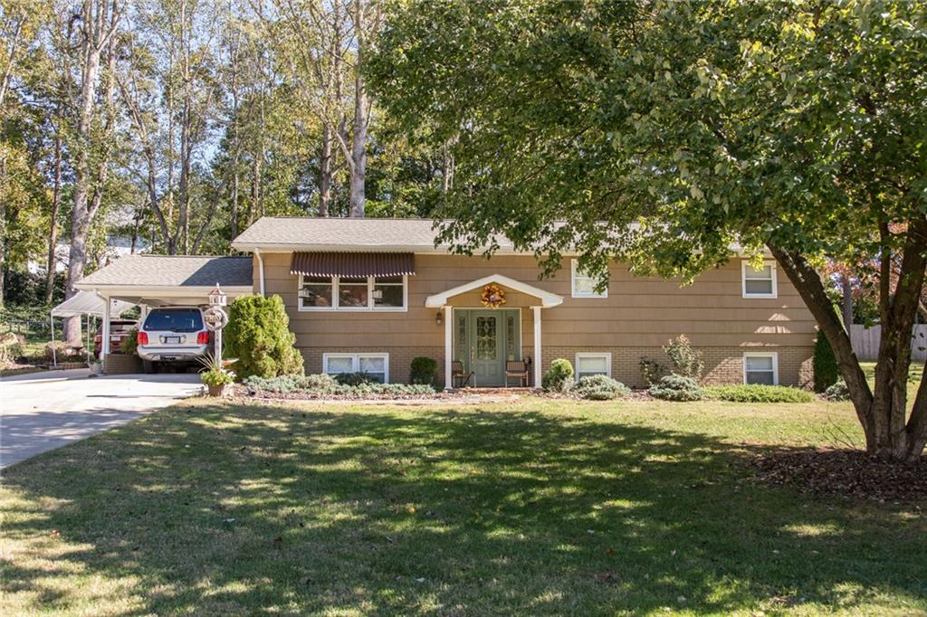 146 42nd Avenue Circle Ne Hickory NC 28601