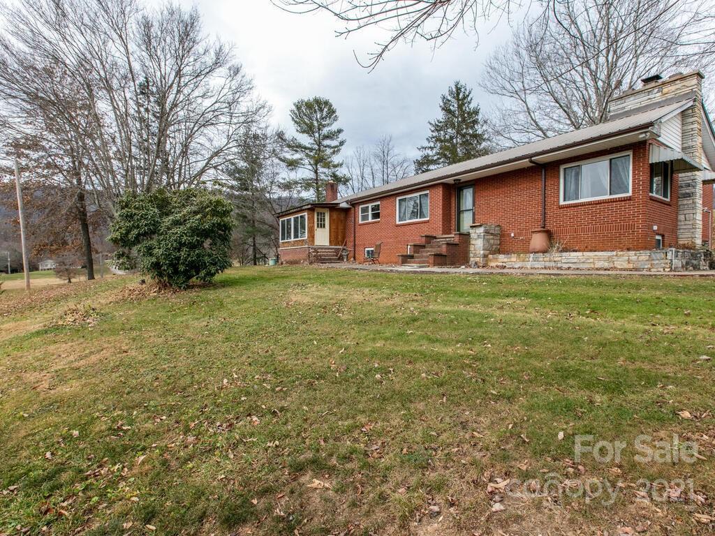62 Groundhog Hill Drive Waynesville NC 28786