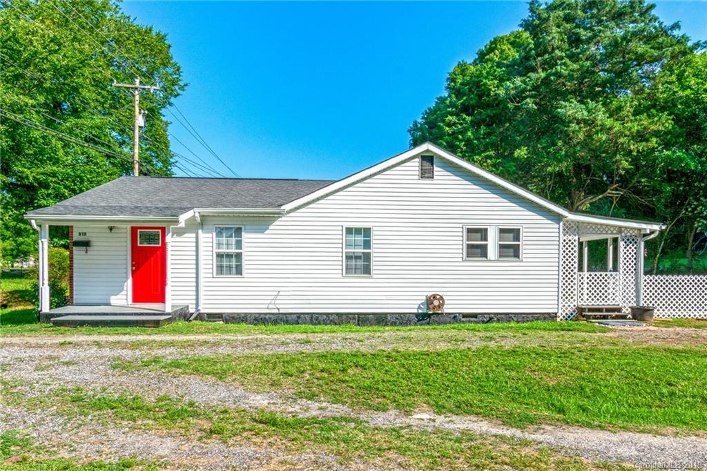517 W Iredell Avenue Mooresville NC 28115