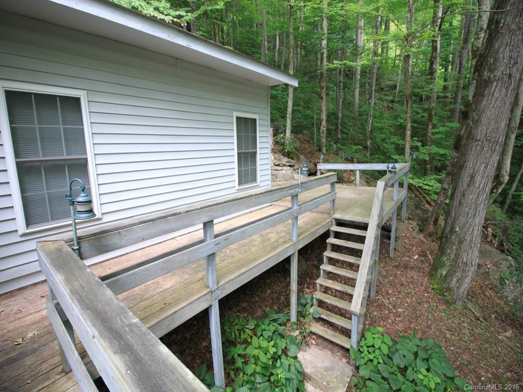 1082 Winter Star Road Burnsville NC 28714
