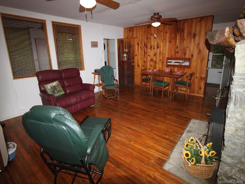1082 Winter Star Road Burnsville NC 28714