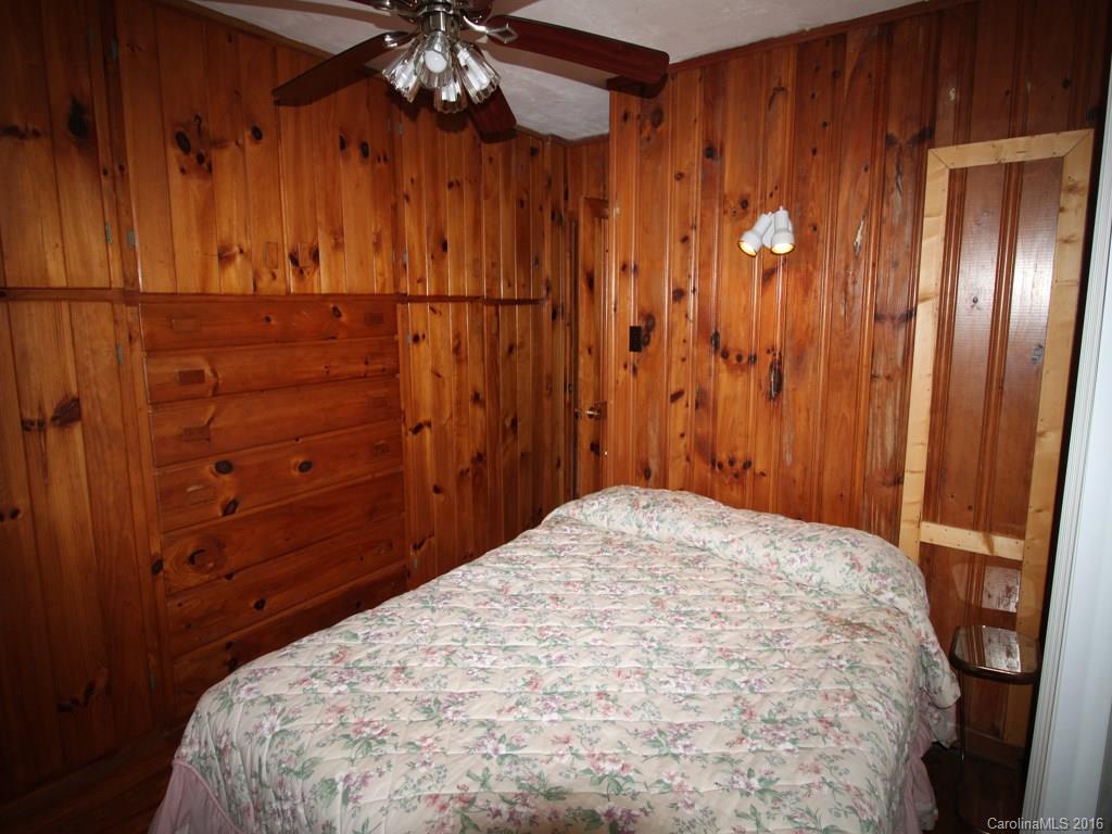 1082 Winter Star Road Burnsville NC 28714