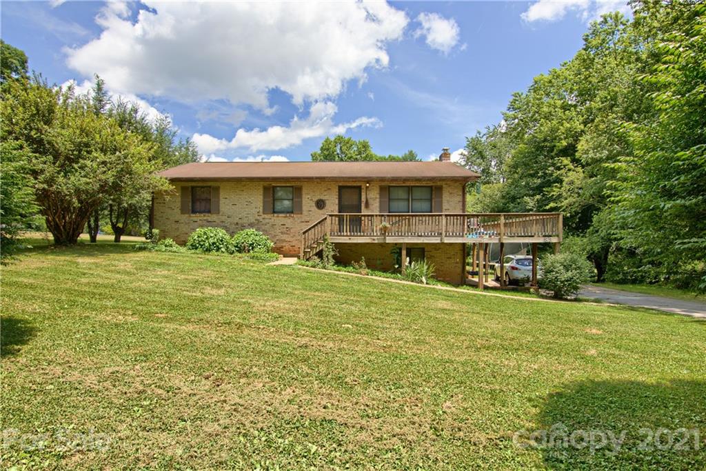 83 Clement Drive Mills River NC 28759