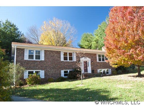 27 Campbell Circle Asheville NC 28803