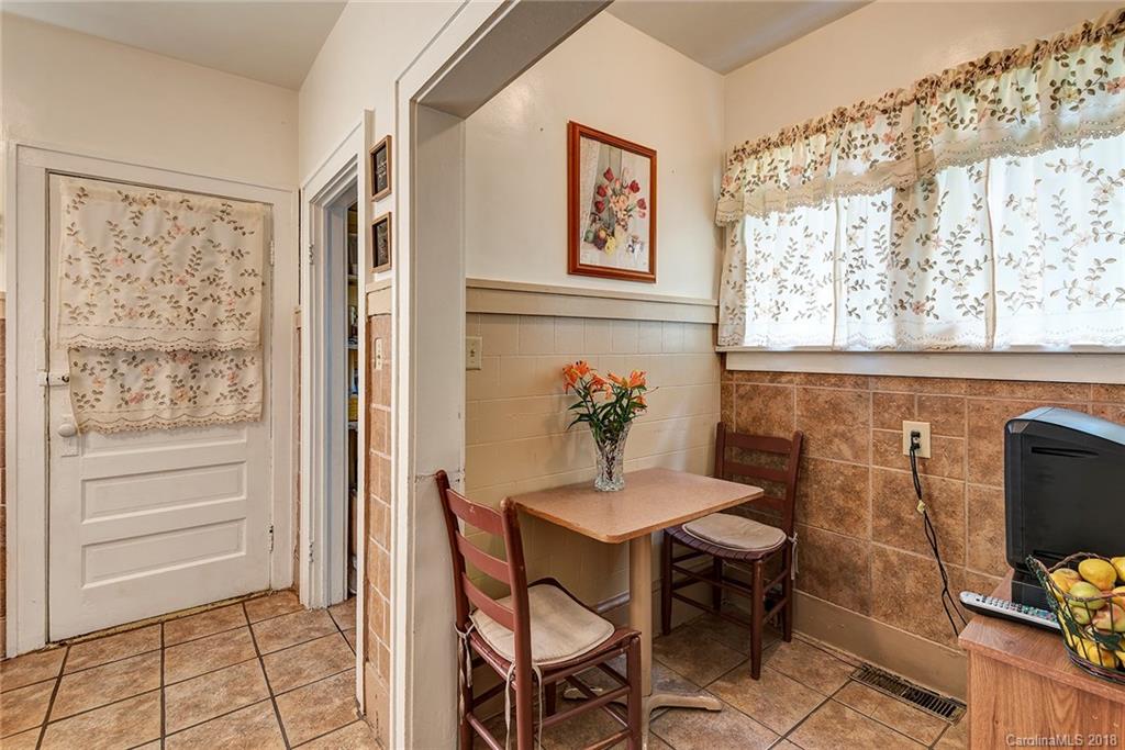 12 Furman Court Asheville NC 28801