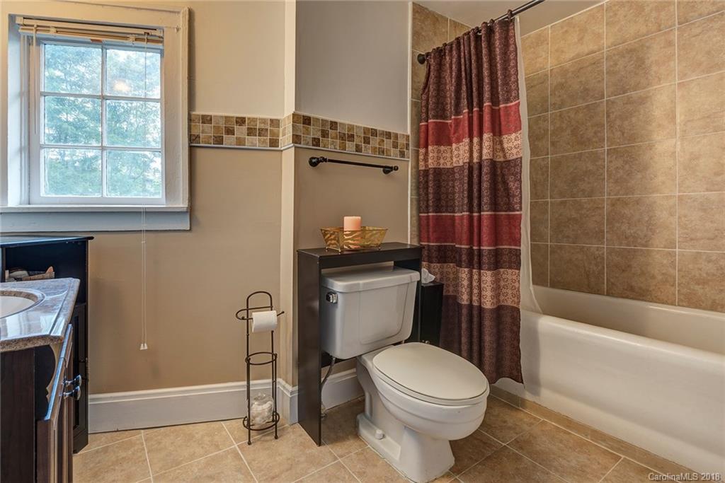 12 Furman Court Asheville NC 28801