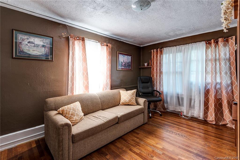 12 Furman Court Asheville NC 28801