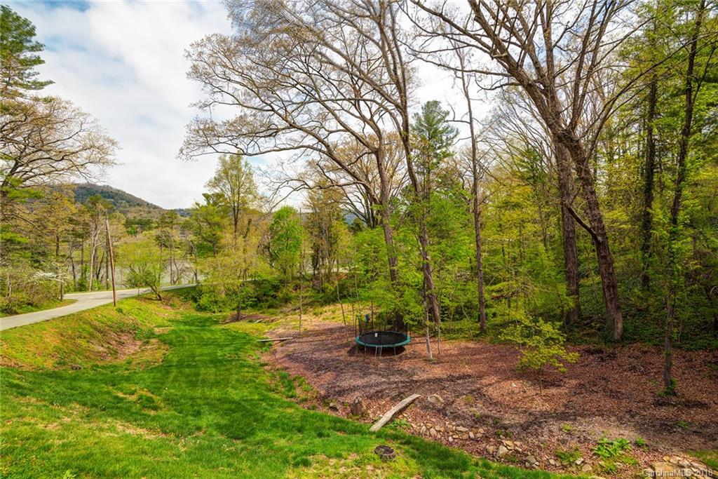 13 Pine Tree Road Asheville NC 28804