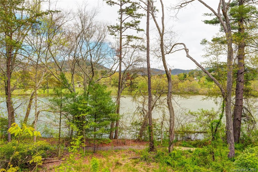 13 Pine Tree Road Asheville NC 28804
