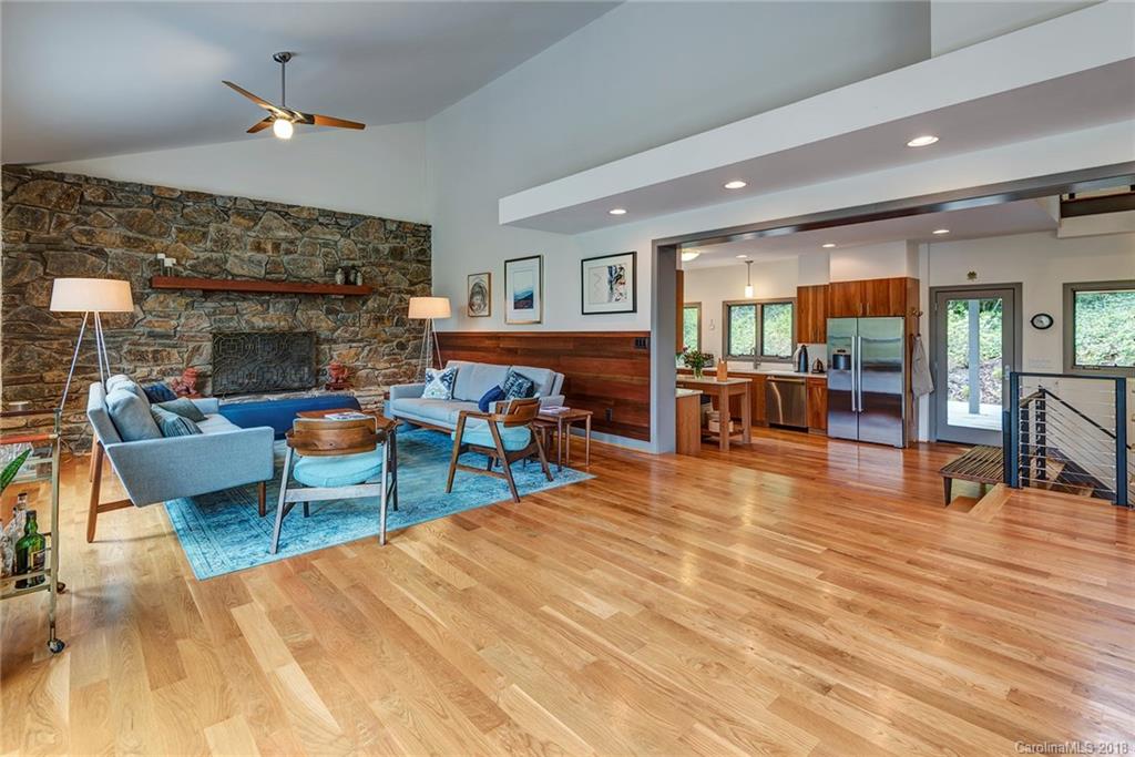 13 Pine Tree Road Asheville NC 28804