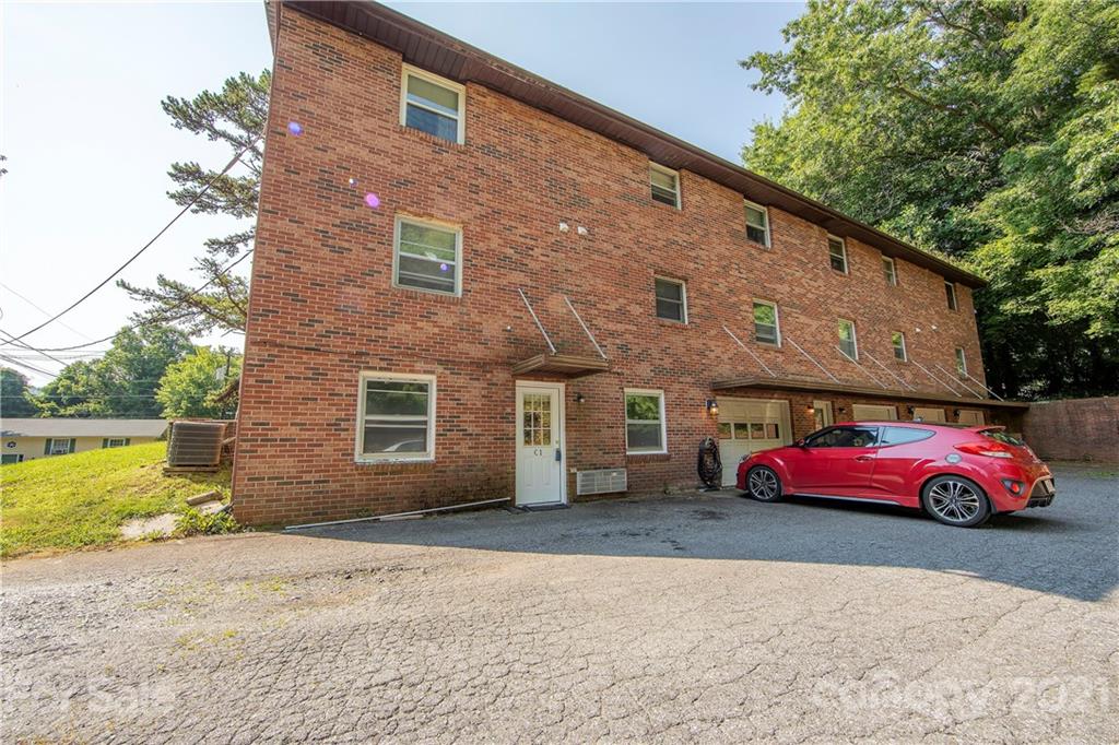 939 Brookside Camp Road Hendersonville NC 28792