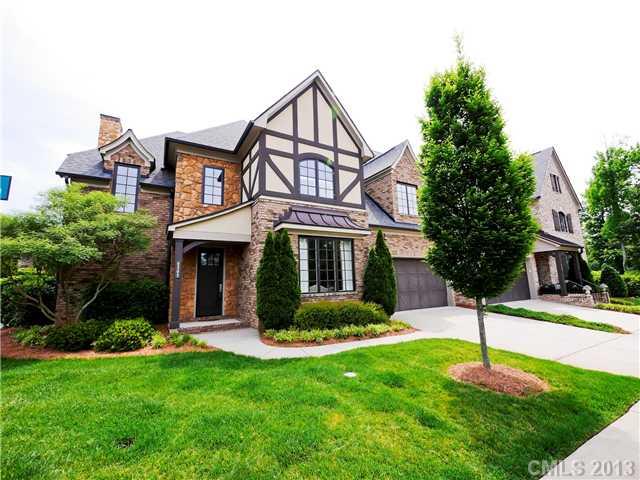 6303 Parish Lane Charlotte NC 28226