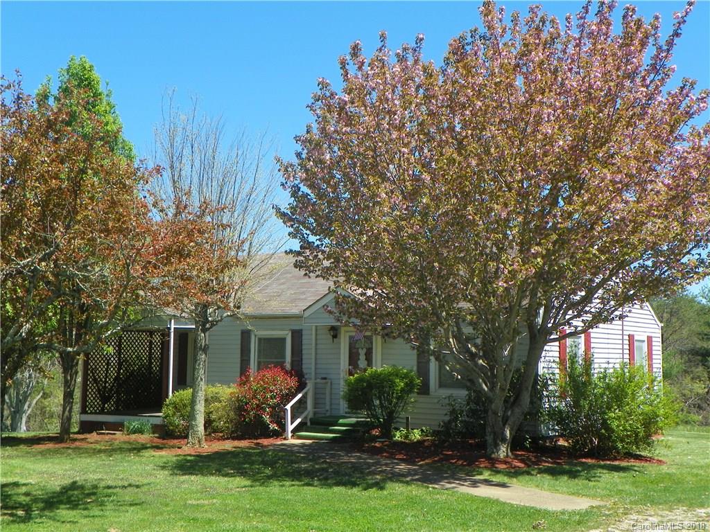 754 Jupiter Road Weaverville NC 28787