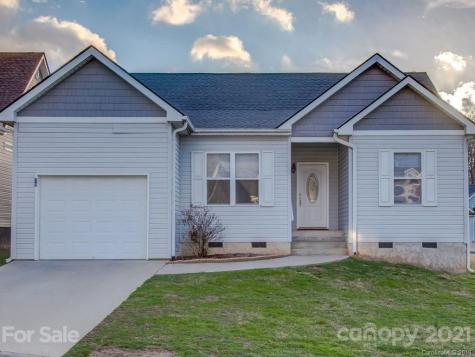 39 Woodcreek Circle Swannanoa NC 28778