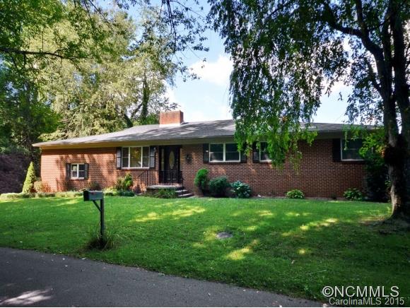 11 Overlook Court Waynesville NC 28786