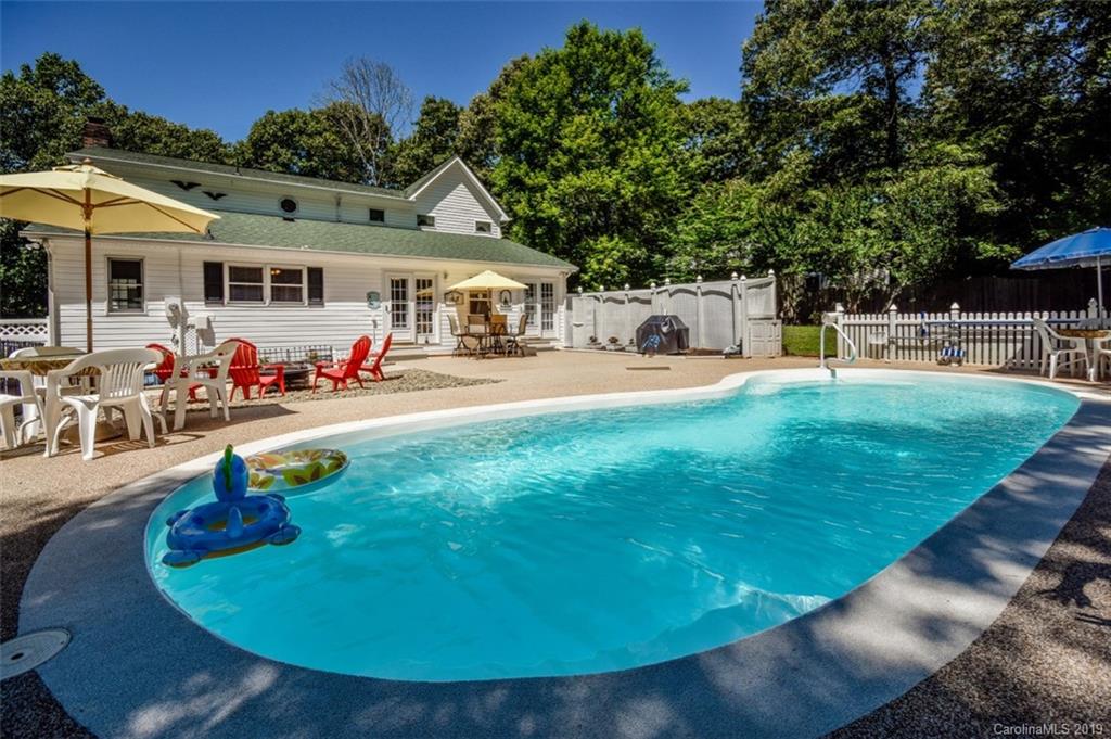 190 Poplar Grove Road Mooresville NC 28117
