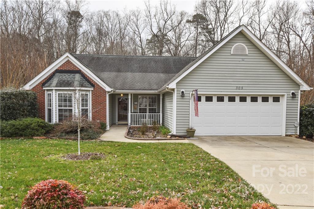 305 Edgemore Court Charlotte NC 28270