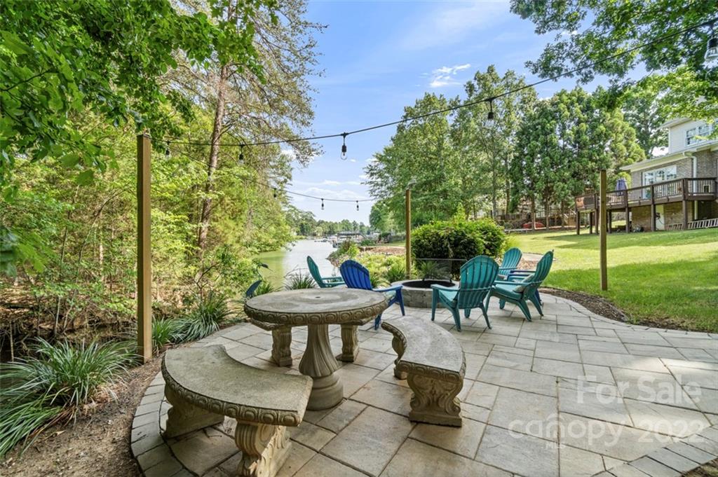 136 Pebble Brook Lane Mooresville NC 28117