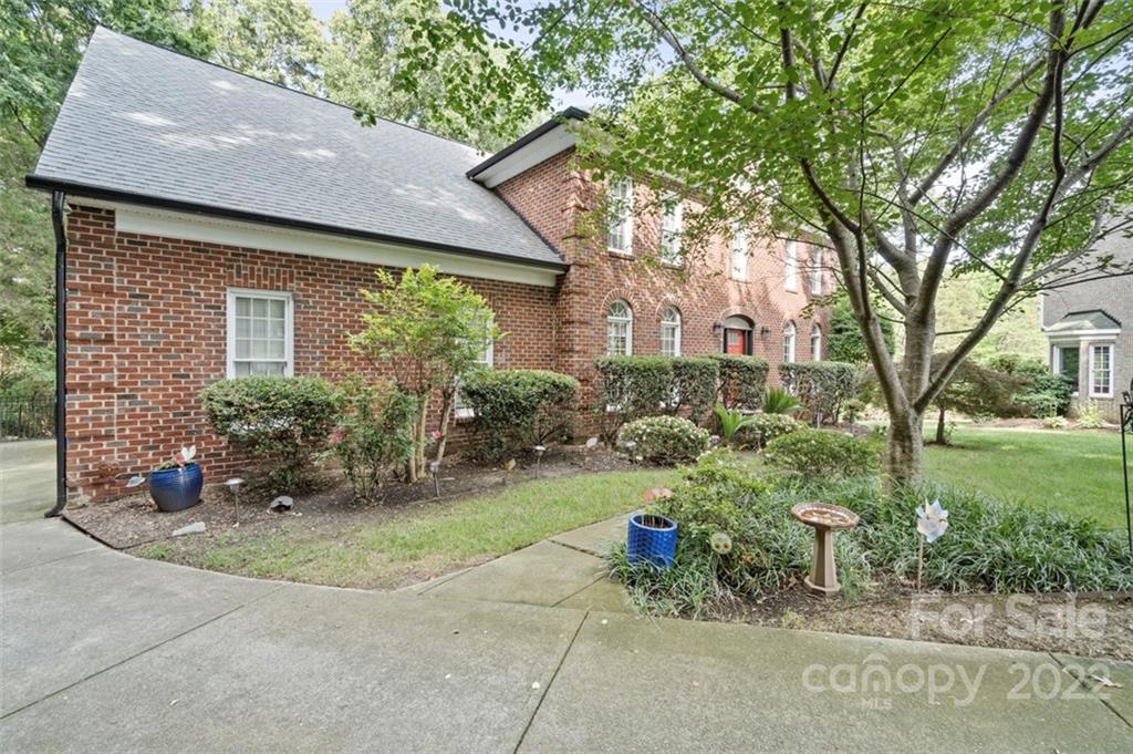 136 Pebble Brook Lane Mooresville NC 28117