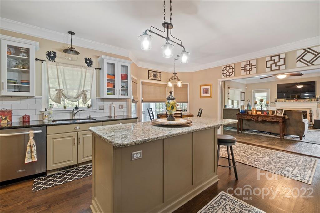 136 Pebble Brook Lane Mooresville NC 28117
