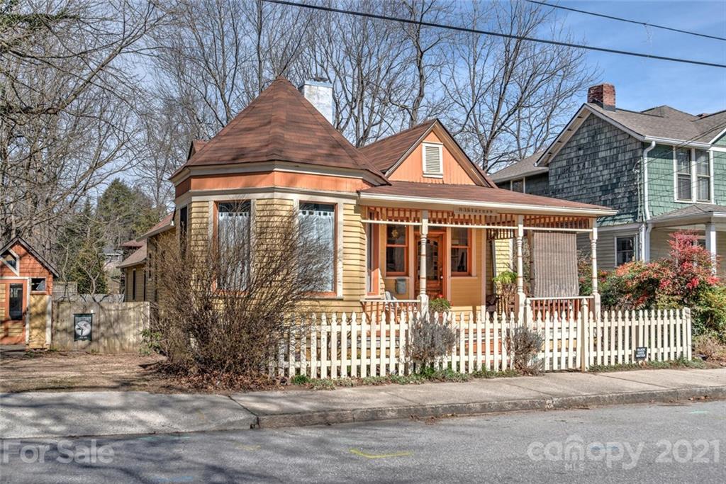 83 Starnes Avenue Asheville NC 28801