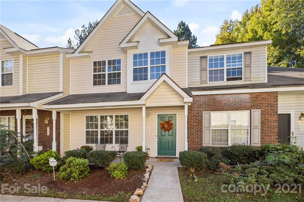 7520 Petrea Lane Charlotte NC 28227