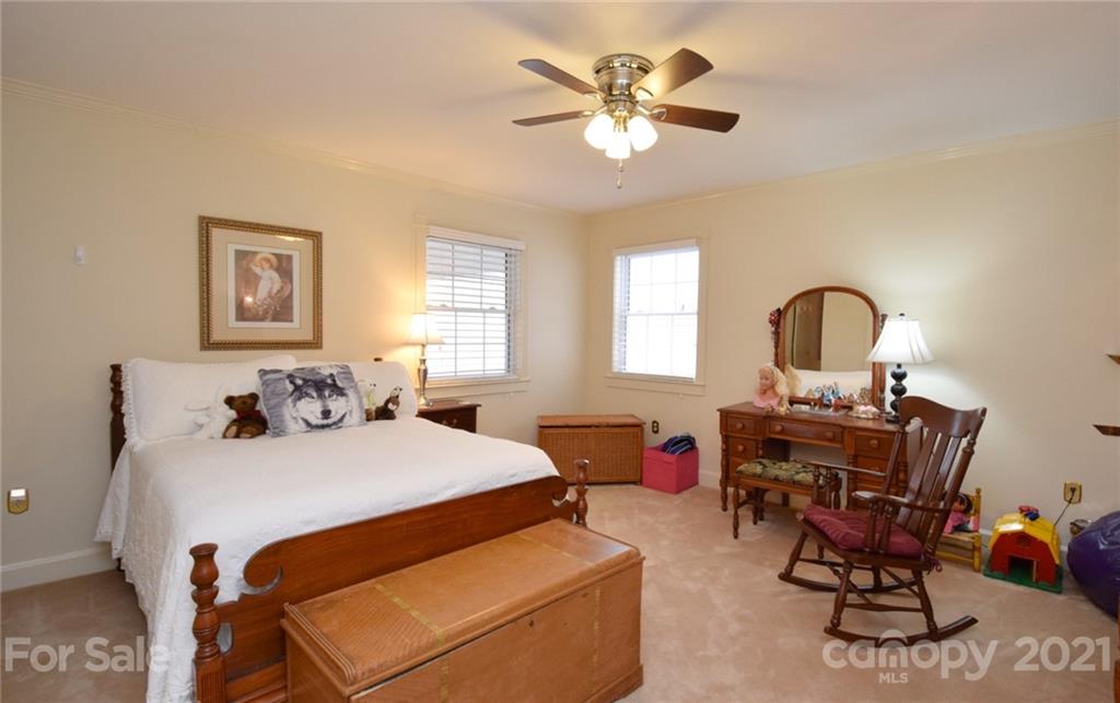 437 Humpback Mountain Road Spruce Pine NC 28777