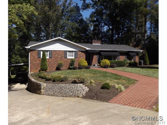 11 E Rolling Acres Weaverville NC 28787