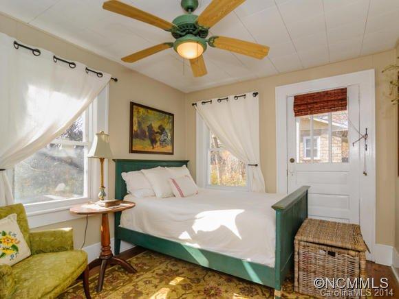 79 Middlemont Avenue Asheville NC 28806