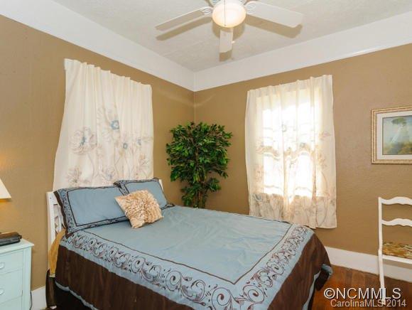 79 Middlemont Avenue Asheville NC 28806