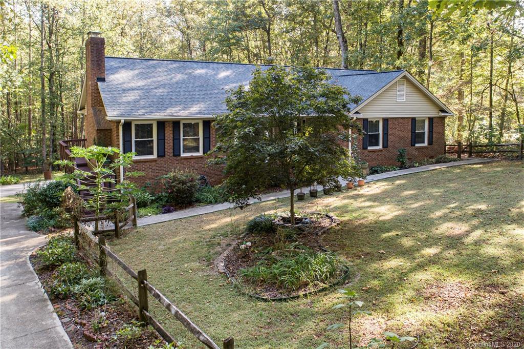 2309 Chestnut Lane Matthews NC 28104