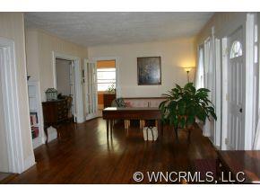 54 Holland Street Asheville NC 28801