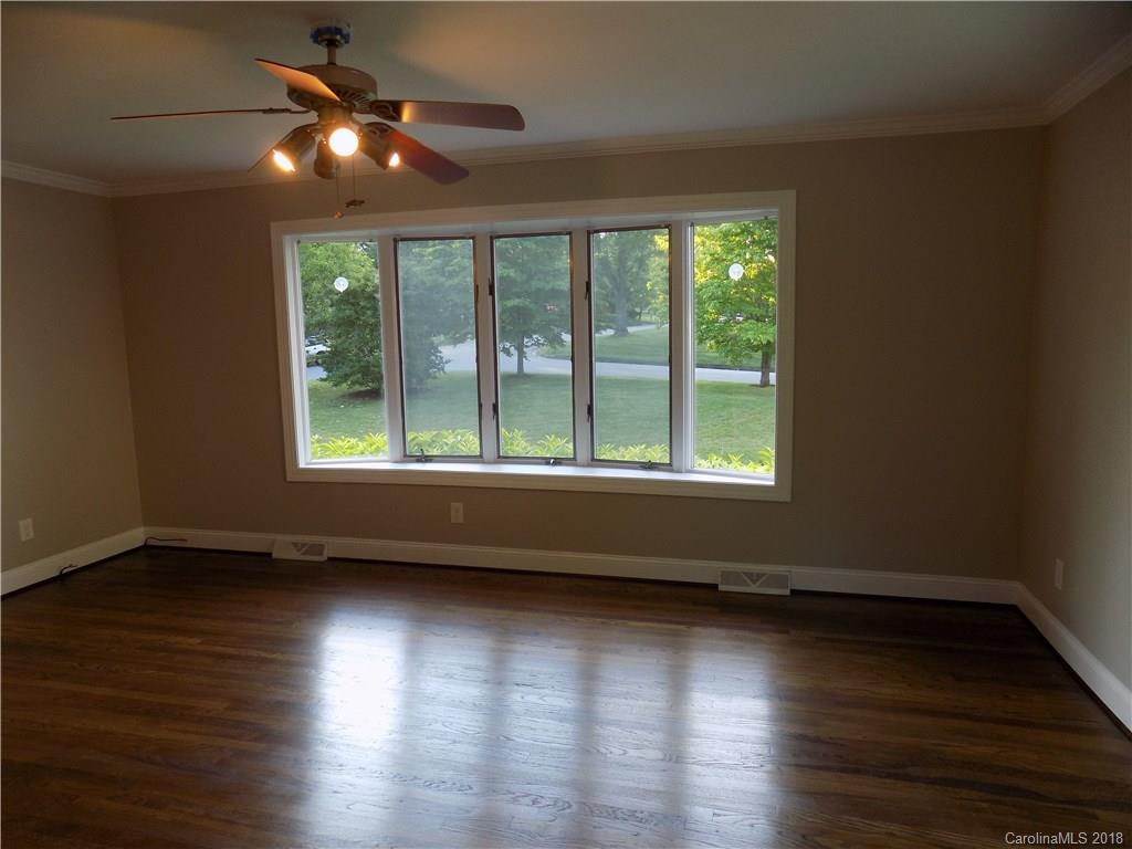300 Donnybrook Drive Asheville NC 28806
